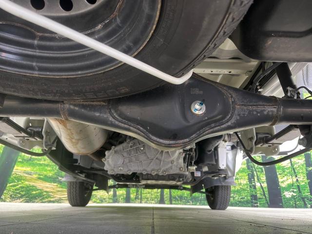 キャリイトラック ＫＣエアコン・パワステ　４ＷＤ　禁煙車　オートライト　アイドリングストップ　衝突安全ボディ　パワーステアリング　電動格納ミラー（19枚目）