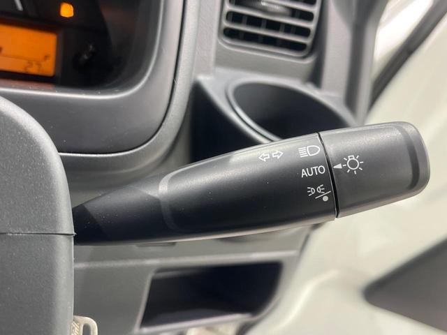 キャリイトラック ＫＣエアコン・パワステ　４ＷＤ　禁煙車　オートライト　アイドリングストップ　衝突安全ボディ　パワーステアリング　電動格納ミラー（27枚目）