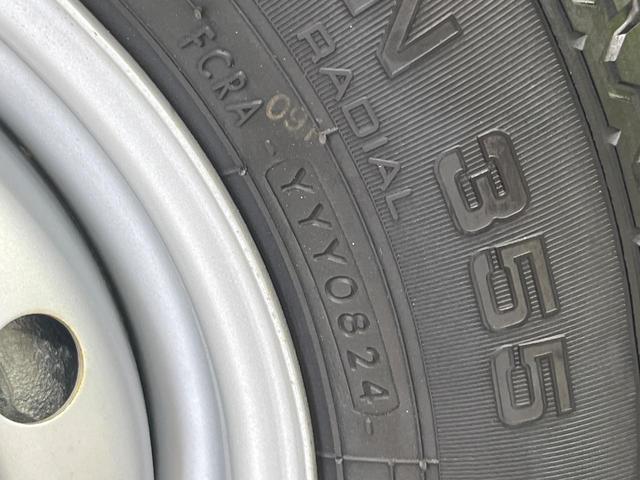 キャリイトラック ＫＣエアコン・パワステ　４ＷＤ　禁煙車　オートライト　アイドリングストップ　衝突安全ボディ　パワーステアリング　電動格納ミラー（48枚目）