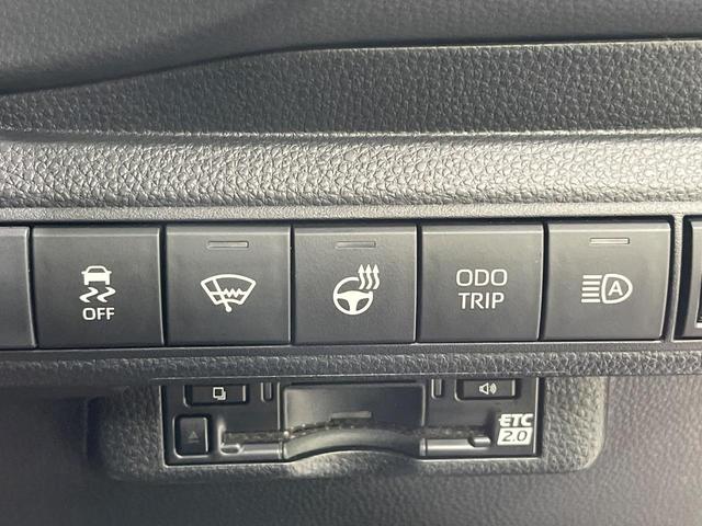 カローラツーリング ハイブリッド ダブルバイビー 4WD 純正8型ナビ バックカメラ 禁煙車 寒冷地仕様 セーフティセンス レーダークルーズ ビルトインETC 前席シートヒーター LEDヘッド&フォグ オートライト ステアリングヒーター(7枚目)