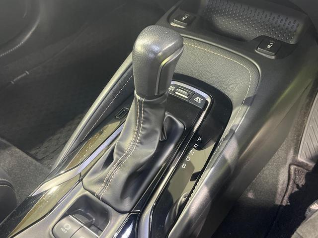 カローラツーリング ハイブリッド ダブルバイビー 4WD 純正8型ナビ バックカメラ 禁煙車 寒冷地仕様 セーフティセンス レーダークルーズ ビルトインETC 前席シートヒーター LEDヘッド&フォグ オートライト ステアリングヒーター(34枚目)