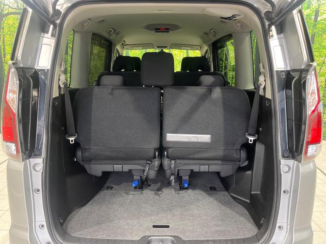 セレナ ハイウェイスター Vセレクション 4WD 両側電動ドア 純正SDナビ 全周囲カメラ エマージェンシーブレーキ プロパイロット 禁煙車 ドラレコ コーナーセンサー スマートキー LEDヘッド ビルトインETC オートライト(12枚目)