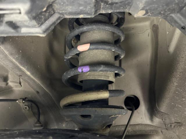 スペーシアカスタム GS パナソニック製SDナビ 衝突被害軽減システム スマートキー シートヒーター アイドリングストップ HIDヘッド オートライト オートエアコン CD DVD再生 フルセグ 盗難防止装置 衝突安全ボディ(23枚目)