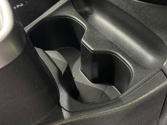 ノート e-パワー X FOUR 純正SDナビ 全周囲カメラ 禁煙車 衝突軽減装置 オートライト オートエアコン ETC ドラレコ 電動格納ミラー クリアランスソナー プライバシーガラス 盗難防止システム フルセグ Bluetooth(49枚目)