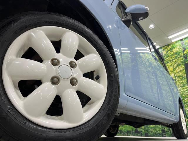 アルトラパン Ｘ　４ＷＤ　ホワイトルーフ　禁煙車　純正ＣＤオーディオ　スマートキー＆プッシュスタート　シートヒーター　純正１４インチアルミホイール　ドアバイザー　プライバシーガラス　ウインカーミラー（13枚目）