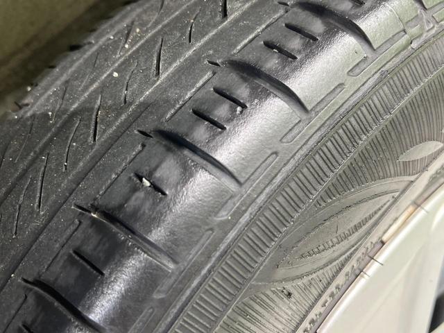 アルト L 4WD 衝突被害軽減システム 禁煙車 コーナーセンサー オートハイビーム 車線逸脱警報 オートライト CD再生 ドアバイザー 盗難防止システム パワーステアリング パワーウィンドウ プライバシーガラス(53枚目)