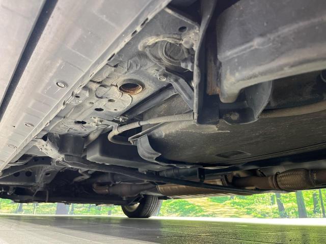 セレナ ハイウェイスター　アドバンスドセーフティパッケージ　４ＷＤ　両側電動ドア　後席モニター　全周囲カメラ　エマージェンシーブレーキ　禁煙車　ドラレコ　スマートキー　ＬＥＤヘッド　ビルトインＥＴＣ　クルコン　純正１７インチアルミ　オートライト　オートエアコン（22枚目）