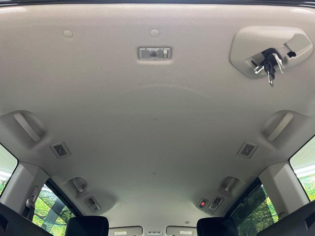 セレナ ハイウェイスター　アドバンスドセーフティパッケージ　４ＷＤ　両側電動ドア　後席モニター　全周囲カメラ　エマージェンシーブレーキ　禁煙車　ドラレコ　スマートキー　ＬＥＤヘッド　ビルトインＥＴＣ　クルコン　純正１７インチアルミ　オートライト　オートエアコン（47枚目）