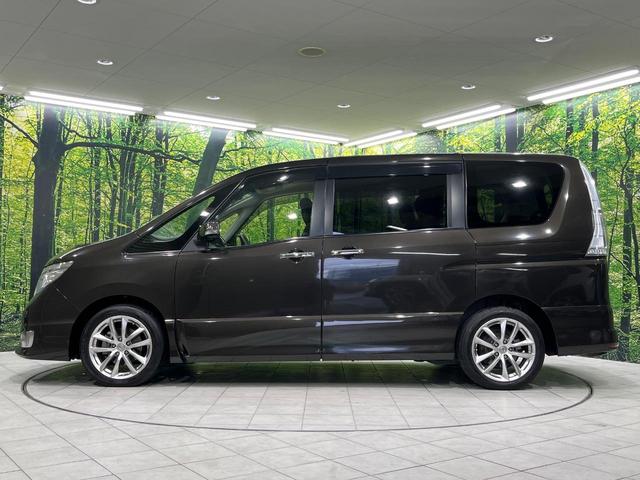 セレナ ハイウェイスター　アドバンスドセーフティパッケージ　４ＷＤ　両側電動ドア　後席モニター　全周囲カメラ　エマージェンシーブレーキ　禁煙車　ドラレコ　スマートキー　ＬＥＤヘッド　ビルトインＥＴＣ　クルコン　純正１７インチアルミ　オートライト　オートエアコン（61枚目）