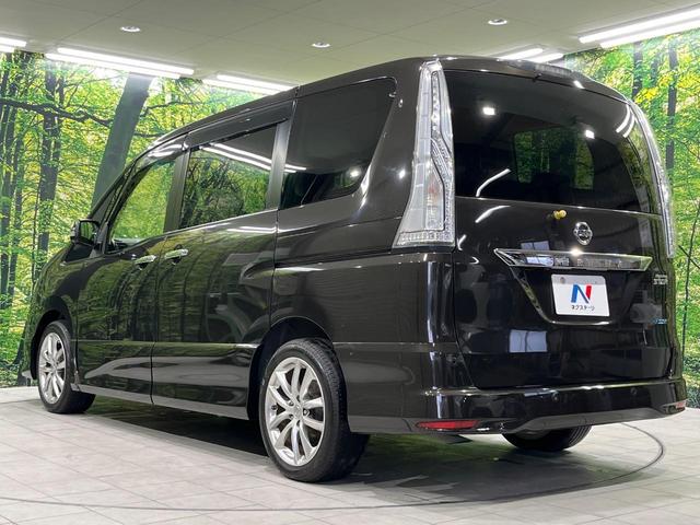 セレナ ハイウェイスター　アドバンスドセーフティパッケージ　４ＷＤ　両側電動ドア　後席モニター　全周囲カメラ　エマージェンシーブレーキ　禁煙車　ドラレコ　スマートキー　ＬＥＤヘッド　ビルトインＥＴＣ　クルコン　純正１７インチアルミ　オートライト　オートエアコン（62枚目）