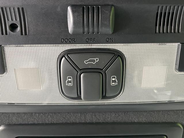 エスティマ アエラス　プレミアム－Ｇ　４ＷＤ　モデリスタエアロ　純正ＳＤナビ　両側電動ドア　後席モニター　バックカメラ　セーフティーセンス　禁煙車　ハーフレザーシート　パワーシート　ドラレコ　コーナーセンサー　スマートキー　ＬＥＤヘッド（4枚目）