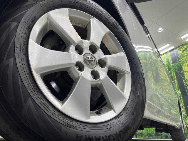 【純正１６インチアルミホイール】外観にマッチした純正アルミホイールを装着しております。各種社外アルミホイールや、スタッドレスタイヤも取扱いしております。是非ご相談ください♪