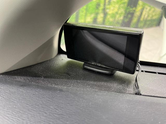 ノア Ｓｉ　クラリオン製ＳＤナビ　電動スライドドア　バックカメラ　寒冷地仕様　禁煙車　スマートキー　ＨＩＤヘッド　ＥＴＣ　純正１６インチアルミホイール　オートライト　盗難防止装置　衝突安全ボディ　ドアバイザー（33枚目）