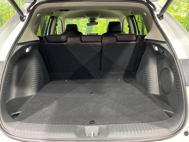 ＺＲ－Ｖ ｅ：ＨＥＶ　Ｚ　４ＷＤ　全周囲カメラ　ＢＯＳＥサウンド　寒冷地仕様　ホンダセンシング　レーダークルーズ　禁煙車　レザーシート　コーナーセンサー　スマートキー　ＬＥＤヘッド　ＥＴＣ２．０　純正１８インチアルミ（11枚目）