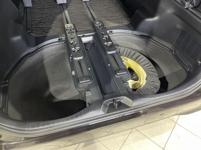 ヴェルファイア ２．５Ｚ　Ａエディション　４ＷＤ　フリップダウン　両側電動ドア　バックカメラ　レーダークルーズ　禁煙車　ドラレコ　コーナーセンサー　スマートキー　ＨＩＤヘッド　ＥＴＣ　純正１８インチアルミ　オートライト　オートエアコン（54枚目）