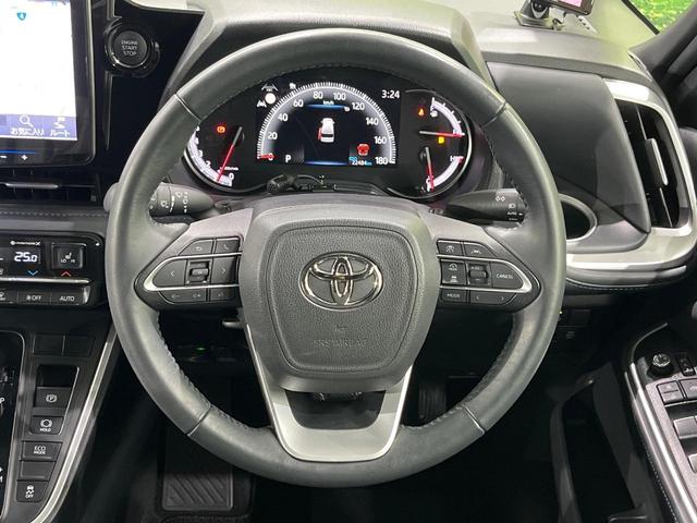 ヴォクシー Ｓ－Ｚ　４ＷＤ　ディスプレイオーディオ　両側電動ドア　後席モニター　バックカメラ　衝突被害軽減システム　レーダークルーズ　禁煙車　電動リアゲート　ドラレコ　コーナーセンサー　スマートキー　ＬＥＤヘッド　ＥＴＣ（13枚目）