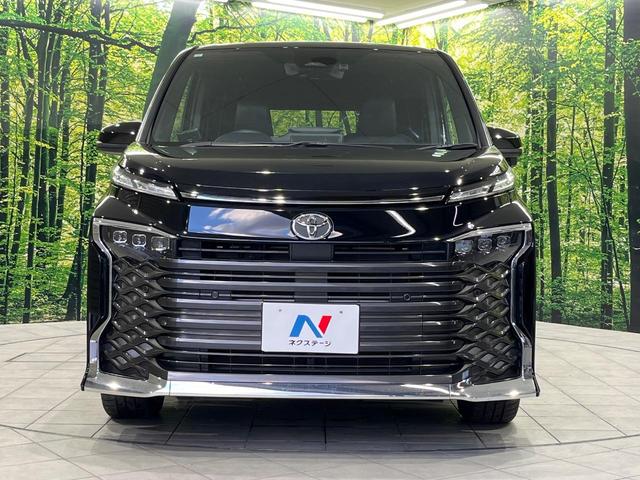 ヴォクシー Ｓ－Ｚ　４ＷＤ　ディスプレイオーディオ　両側電動ドア　後席モニター　バックカメラ　衝突被害軽減システム　レーダークルーズ　禁煙車　電動リアゲート　ドラレコ　コーナーセンサー　スマートキー　ＬＥＤヘッド　ＥＴＣ（16枚目）