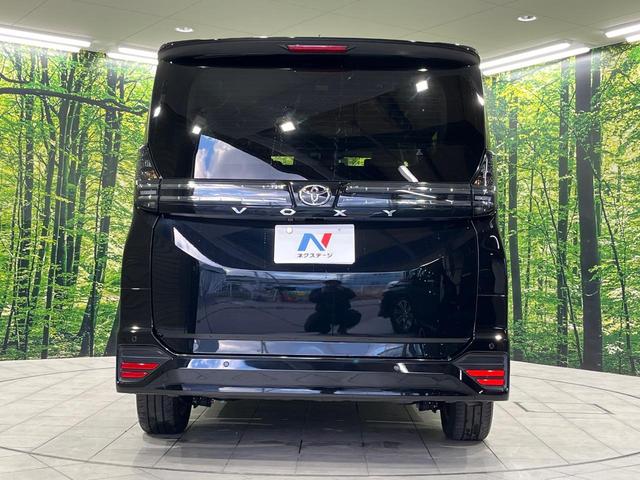 ヴォクシー Ｓ－Ｚ　４ＷＤ　ディスプレイオーディオ　両側電動ドア　後席モニター　バックカメラ　衝突被害軽減システム　レーダークルーズ　禁煙車　電動リアゲート　ドラレコ　コーナーセンサー　スマートキー　ＬＥＤヘッド　ＥＴＣ（17枚目）