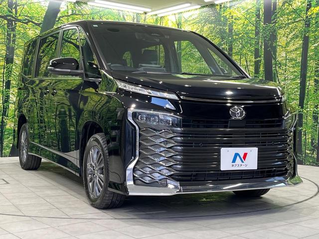 ヴォクシー Ｓ－Ｚ　４ＷＤ　ディスプレイオーディオ　両側電動ドア　後席モニター　バックカメラ　衝突被害軽減システム　レーダークルーズ　禁煙車　電動リアゲート　ドラレコ　コーナーセンサー　スマートキー　ＬＥＤヘッド　ＥＴＣ（18枚目）