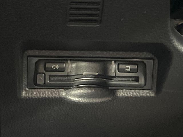 ヴォクシー Ｓ－Ｚ　４ＷＤ　ディスプレイオーディオ　両側電動ドア　後席モニター　バックカメラ　衝突被害軽減システム　レーダークルーズ　禁煙車　電動リアゲート　ドラレコ　コーナーセンサー　スマートキー　ＬＥＤヘッド　ＥＴＣ（40枚目）