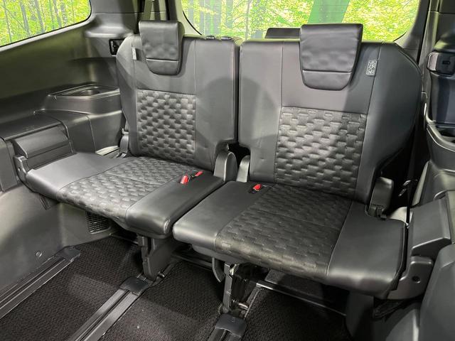 ヴォクシー Ｓ－Ｚ　４ＷＤ　ディスプレイオーディオ　両側電動ドア　後席モニター　バックカメラ　衝突被害軽減システム　レーダークルーズ　禁煙車　電動リアゲート　ドラレコ　コーナーセンサー　スマートキー　ＬＥＤヘッド　ＥＴＣ（45枚目）