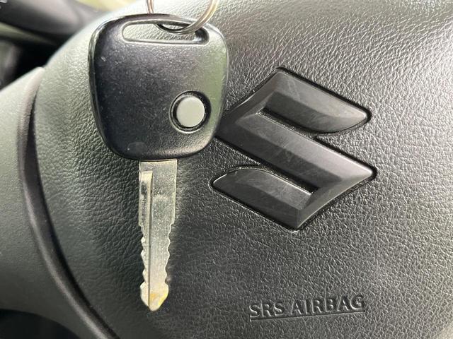 アルト Ｌ　禁煙車　アイドリングストップ　シートヒーター　ＣＤオーディオ　プライバシーガラス　衝突安全ボディ（7枚目）