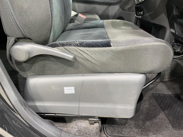 タント カスタムRS 両側電動スライドドア 純正SDナビ 禁煙車 スマートキー ETC オートライト オートエアコン LEDヘッド 電動格納ミラー ドアバイザー プライバシーガラス パワーステアリング パワーウィンドウ(37枚目)