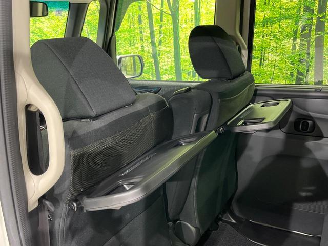 Ｎ－ＢＯＸカスタム Ｇ・Ｌパッケージ　４ＷＤ　両側電動ドア　純正ＳＤナビ　バックカメラ　禁煙車　ドラレコ　スマートキー　ＨＩＤヘッド　オートライト　オートエアコン　Ｂｌｕｅｔｏｏｔｈ　ＣＤ　ＤＶＤ再生　ＬＥＤフォグ（43枚目）
