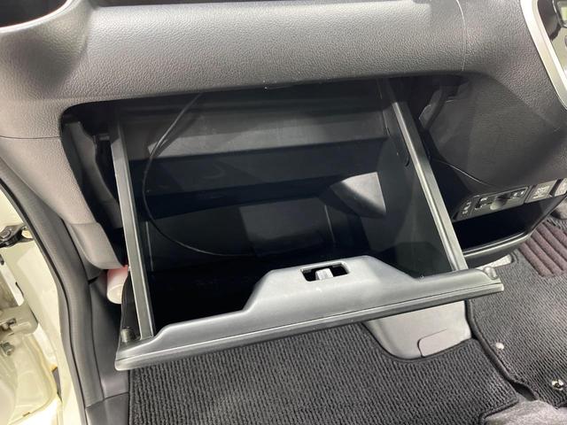 Ｎ－ＢＯＸカスタム Ｇ・Ｌパッケージ　４ＷＤ　両側電動ドア　純正ＳＤナビ　バックカメラ　禁煙車　ドラレコ　スマートキー　ＨＩＤヘッド　オートライト　オートエアコン　Ｂｌｕｅｔｏｏｔｈ　ＣＤ　ＤＶＤ再生　ＬＥＤフォグ（49枚目）