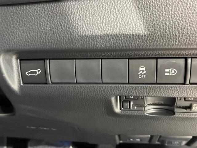 ハリアー Ｇ　４ＷＤ　１２型ディスプレイオーディオ　バックカメラ　セーフティーセンス　レーダークルーズ　禁煙車　レザーシート　シートヒーター　パワーシート　コーナーセンサー　スマートキー　ＬＥＤヘッド　ＥＴＣ（7枚目）