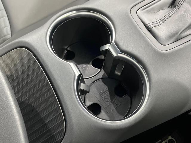 ハリアー Ｇ　４ＷＤ　１２型ディスプレイオーディオ　バックカメラ　セーフティーセンス　レーダークルーズ　禁煙車　レザーシート　シートヒーター　パワーシート　コーナーセンサー　スマートキー　ＬＥＤヘッド　ＥＴＣ（49枚目）