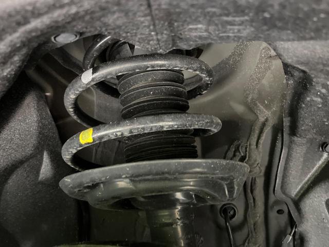 ハリアー Ｇ　４ＷＤ　１２型ディスプレイオーディオ　バックカメラ　セーフティーセンス　レーダークルーズ　禁煙車　レザーシート　シートヒーター　パワーシート　コーナーセンサー　スマートキー　ＬＥＤヘッド　ＥＴＣ（64枚目）