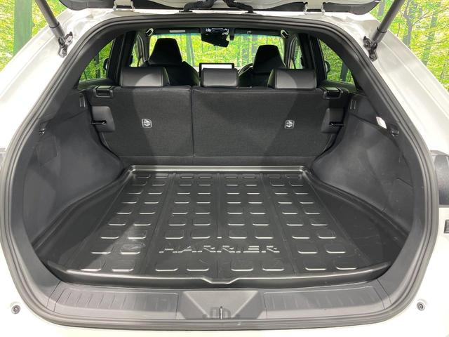 ハリアーハイブリッド Ｇ　１２．３インチ純正ディスプレイオーディオ　バックカメラ　禁煙車　衝突軽減装置　レーダークルーズ　パワーバックドア　パワーシート　オートライト　オートエアコン　スマートキー　クリアランスソナー（11枚目）