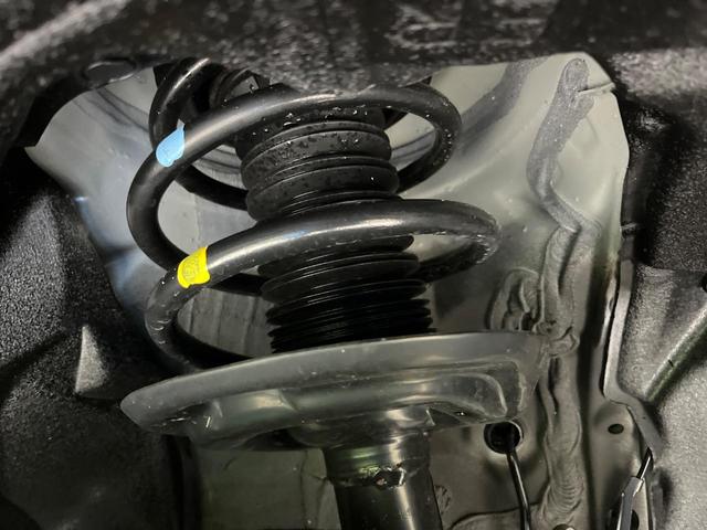 ハリアーハイブリッド Ｇ　１２．３インチ純正ディスプレイオーディオ　バックカメラ　禁煙車　衝突軽減装置　レーダークルーズ　パワーバックドア　パワーシート　オートライト　オートエアコン　スマートキー　クリアランスソナー（24枚目）