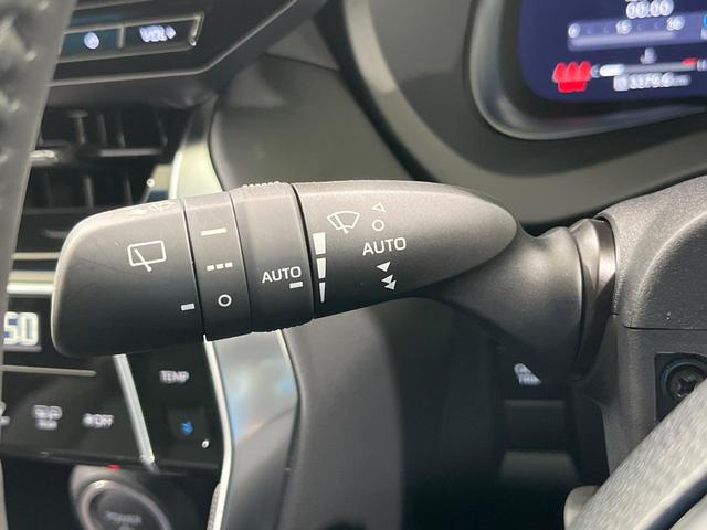 ハリアーハイブリッド Ｇ　１２．３インチ純正ディスプレイオーディオ　バックカメラ　禁煙車　衝突軽減装置　レーダークルーズ　パワーバックドア　パワーシート　オートライト　オートエアコン　スマートキー　クリアランスソナー（32枚目）