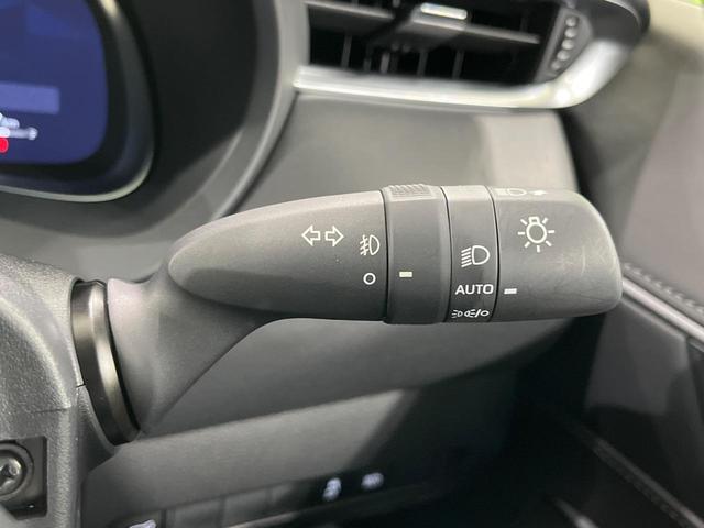 ハリアーハイブリッド Ｇ　１２．３インチ純正ディスプレイオーディオ　バックカメラ　禁煙車　衝突軽減装置　レーダークルーズ　パワーバックドア　パワーシート　オートライト　オートエアコン　スマートキー　クリアランスソナー（33枚目）