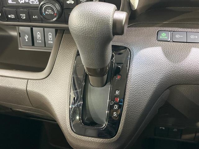 Ｎ－ＢＯＸ Ｌ　電動スライドドア　純正ＳＤナビ　禁煙車　衝突軽減装置　レーダークルーズ　スマートキー　シートヒーター　オートエアコン　オートライト　ＬＥＤヘッド　クリアランスソナー　ドラレコ　プライバシーガラス（25枚目）