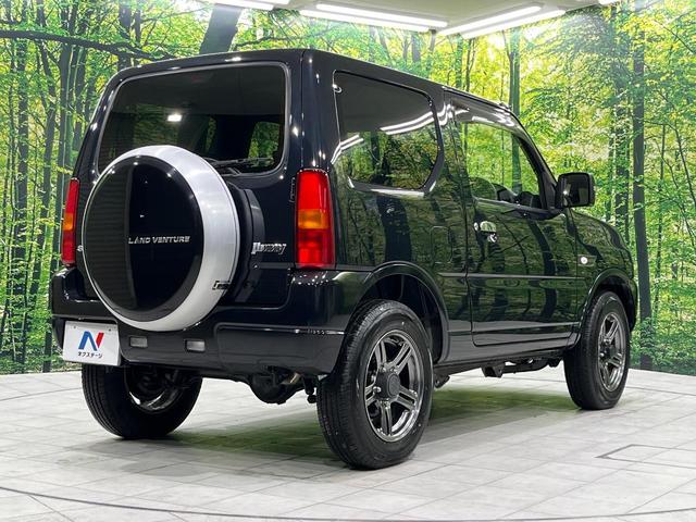 ジムニー ランドベンチャー　ＳＤナビ　禁煙車　シートヒーター　電動格納ミラー　革巻きステアリング　プライバシーガラス　ドアバイザー　電動格納ミラー　パワーステアリング　パワーウィンドウ　フルセグ　盗難防止システム　衝突安全ボディ（17枚目）