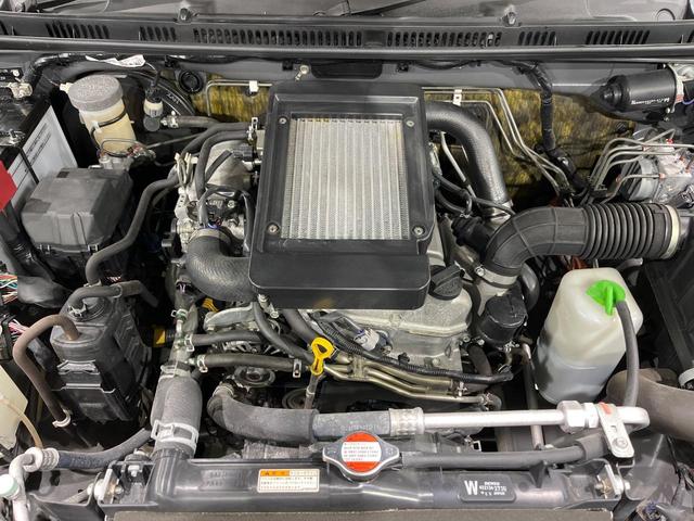 ジムニー ランドベンチャー　ＳＤナビ　禁煙車　シートヒーター　電動格納ミラー　革巻きステアリング　プライバシーガラス　ドアバイザー　電動格納ミラー　パワーステアリング　パワーウィンドウ　フルセグ　盗難防止システム　衝突安全ボディ（18枚目）