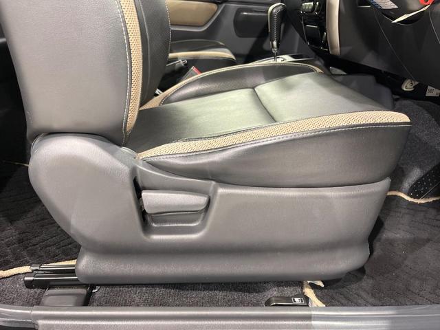 ジムニー ランドベンチャー　ＳＤナビ　禁煙車　シートヒーター　電動格納ミラー　革巻きステアリング　プライバシーガラス　ドアバイザー　電動格納ミラー　パワーステアリング　パワーウィンドウ　フルセグ　盗難防止システム　衝突安全ボディ（36枚目）