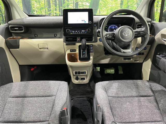 シエンタ ハイブリッドＺ　４ＷＤ　両側電動ドア　１０インチ純正ディスプレイオーディオ　セーフティーセンス　全周囲カメラ　　レーダークルーズ　禁煙車　ドラレコ　コーナーセンサー　スマートキー　ＬＥＤヘッド　ＥＴＣ（2枚目）