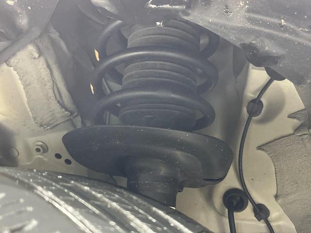 シエンタ ハイブリッドＺ　４ＷＤ　両側電動ドア　１０インチ純正ディスプレイオーディオ　セーフティーセンス　全周囲カメラ　　レーダークルーズ　禁煙車　ドラレコ　コーナーセンサー　スマートキー　ＬＥＤヘッド　ＥＴＣ（66枚目）