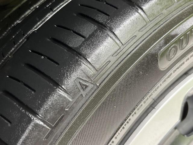 シエンタ ハイブリッドＺ　４ＷＤ　両側電動ドア　１０インチ純正ディスプレイオーディオ　セーフティーセンス　全周囲カメラ　　レーダークルーズ　禁煙車　ドラレコ　コーナーセンサー　スマートキー　ＬＥＤヘッド　ＥＴＣ（67枚目）