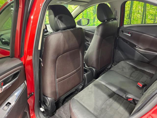 デミオ １５Ｓツーリング　Ｌパッケージ　４ＷＤ　マツダコネクト　全周囲カメラ　衝突軽減安全システム　ハーフレザーシート　スマートキー　ＬＥＤヘッド　ＥＴＣ　クルコン　純正１６インチアルミ　オートライト　オートエアコン　Ｂｌｕｅｔｏｏｔｈ（41枚目）