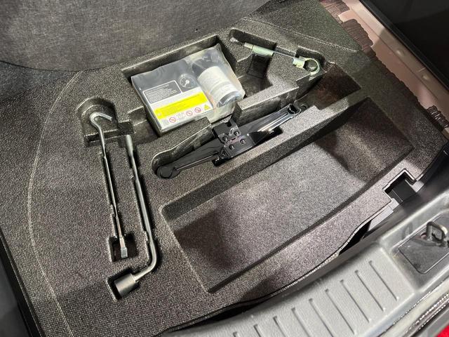 デミオ １５Ｓツーリング　Ｌパッケージ　４ＷＤ　マツダコネクト　全周囲カメラ　衝突軽減安全システム　ハーフレザーシート　スマートキー　ＬＥＤヘッド　ＥＴＣ　クルコン　純正１６インチアルミ　オートライト　オートエアコン　Ｂｌｕｅｔｏｏｔｈ（47枚目）