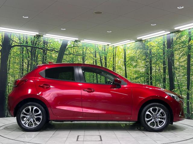 デミオ １５Ｓツーリング　Ｌパッケージ　４ＷＤ　マツダコネクト　全周囲カメラ　衝突軽減安全システム　ハーフレザーシート　スマートキー　ＬＥＤヘッド　ＥＴＣ　クルコン　純正１６インチアルミ　オートライト　オートエアコン　Ｂｌｕｅｔｏｏｔｈ（54枚目）