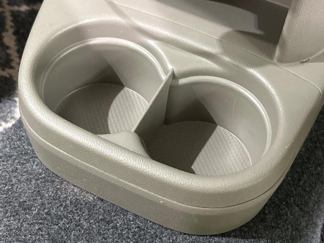 ミラ Ｘ　４ＷＤ　純正ＣＤオーディオ　ドライブレコーダー　禁煙車　キーレスキー　ドアバイザー　プライバシーガラス　電動格納ミラー　スペアタイヤ（31枚目）