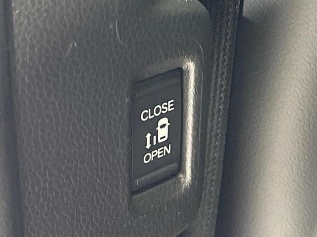 ステップワゴン スパーダ　４ＷＤ　両側電動ドア　バックカメラ　寒冷地仕様　ホンダセンシング　レーダークルーズ　禁煙車　電動リアゲート　ハーフレザーシート　ドラレコ　コーナーセンサー　スマートキー　ＬＥＤヘッド　ＥＴＣ（44枚目）