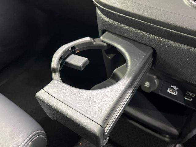 ステップワゴン スパーダ　４ＷＤ　両側電動ドア　バックカメラ　寒冷地仕様　ホンダセンシング　レーダークルーズ　禁煙車　電動リアゲート　ハーフレザーシート　ドラレコ　コーナーセンサー　スマートキー　ＬＥＤヘッド　ＥＴＣ（59枚目）