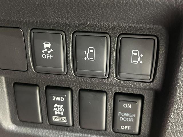 エルグランド ２５０ハイウェイスターＳ　両側電動スライドドア　純正ＳＤナビ　全周囲カメラ　禁煙車　衝突軽減装置　レーダークルーズ　スマートキー　オートライト　オートエアコン　ＬＥＤヘッド　ＥＴＣ　電動格納ミラー　プライバシーガラス（3枚目）